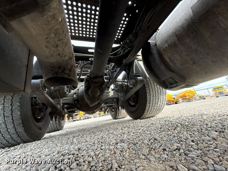 image for item FV2089 2023 International LT625 semi truck