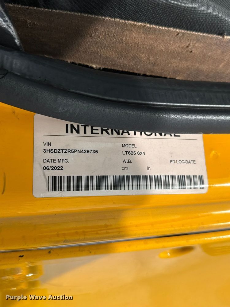 image for item FV2089 2023 International LT625 semi truck