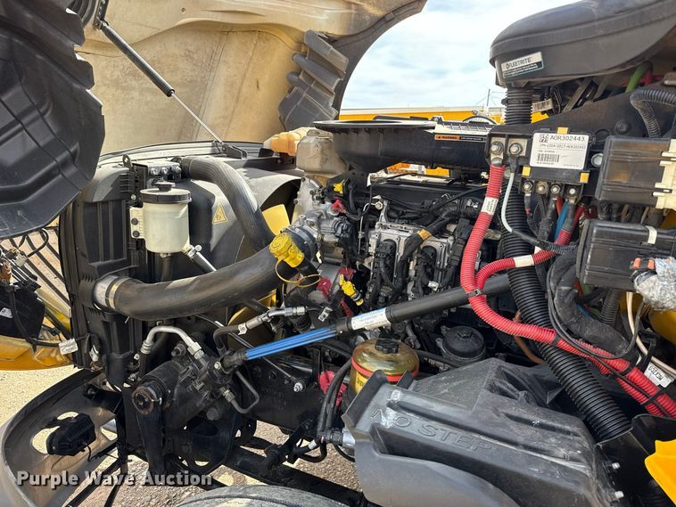 image for item FV2090 2023 International LT625 semi truck
