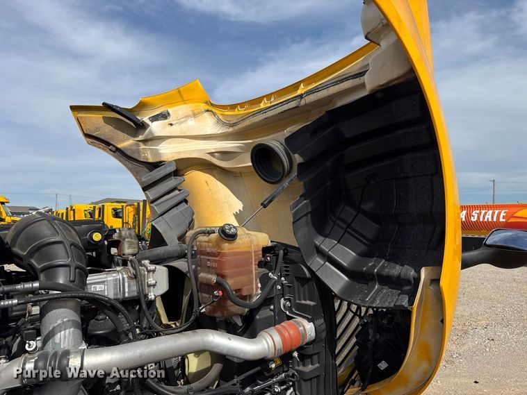 image for item FV2090 2023 International LT625 semi truck