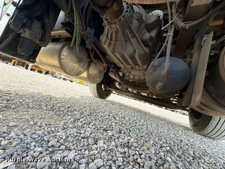 image for item FV2091 2023 International LT625  semi truck