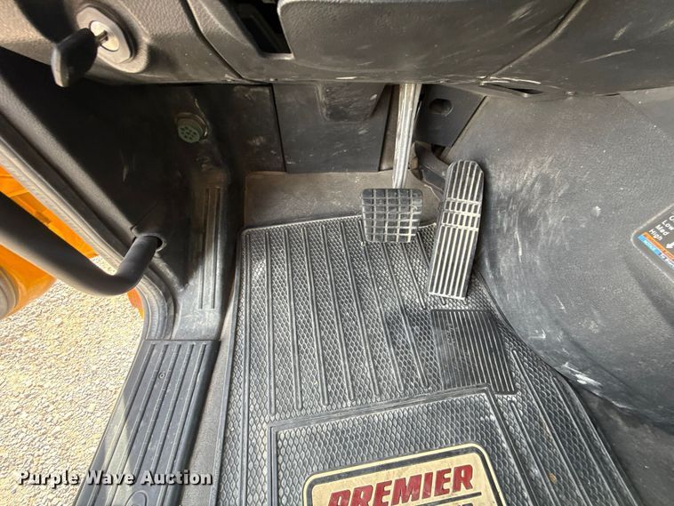 image for item FV2092 2022 Freightliner Cascadia 126 semi truck