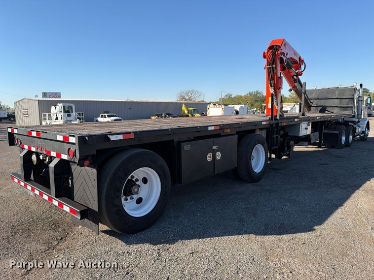 image for item FW3581 1999 Great Dane Trailers GPMWSAR245 flatbed trailer