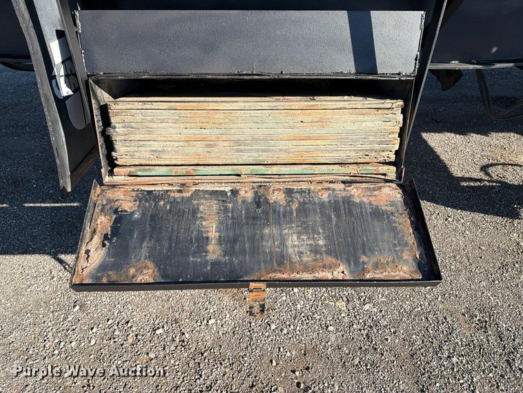 image for item FW3581 1999 Great Dane Trailers GPMWSAR245 flatbed trailer
