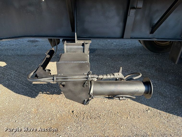 image for item FW3581 1999 Great Dane Trailers GPMWSAR245 flatbed trailer