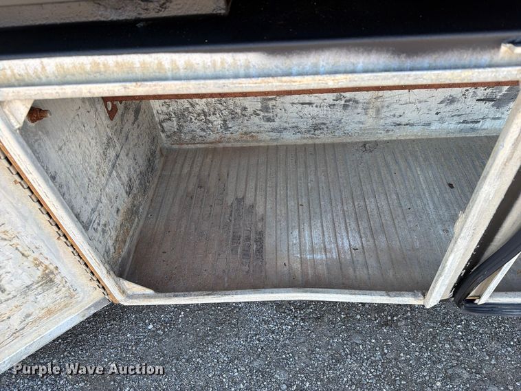 image for item FW3581 1999 Great Dane Trailers GPMWSAR245 flatbed trailer