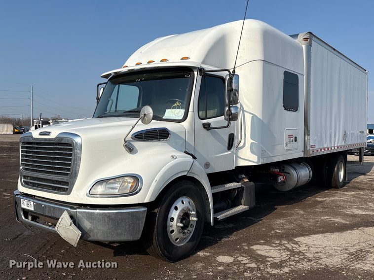 2020 Freightliner Business Class M2