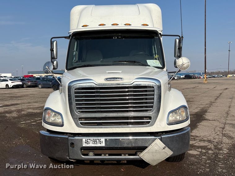 2020 Freightliner Business Class M2