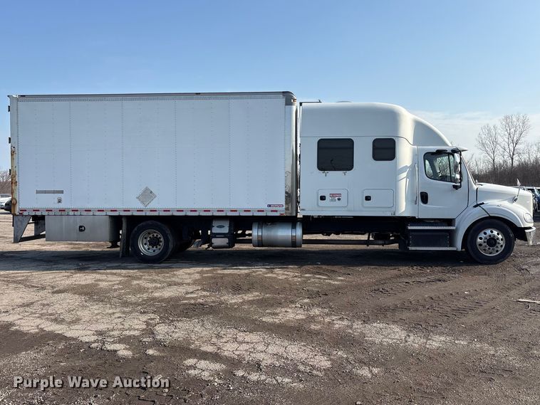 2020 Freightliner Business Class M2
