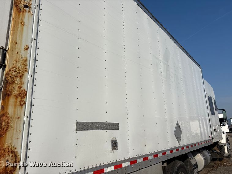 2020 Freightliner Business Class M2