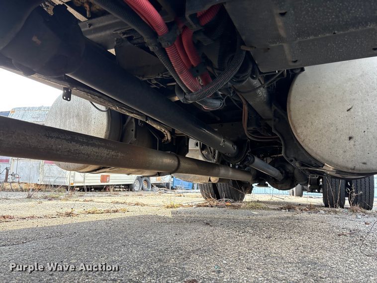 2020 Freightliner Business Class M2