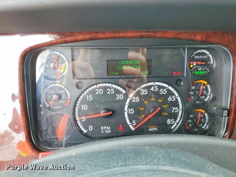2020 Freightliner Business Class M2