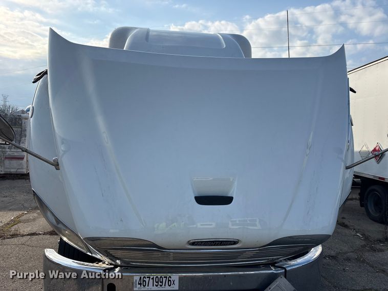 2020 Freightliner Business Class M2