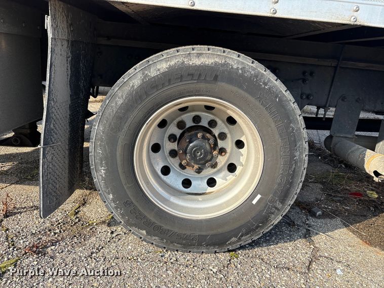 2020 Freightliner Business Class M2