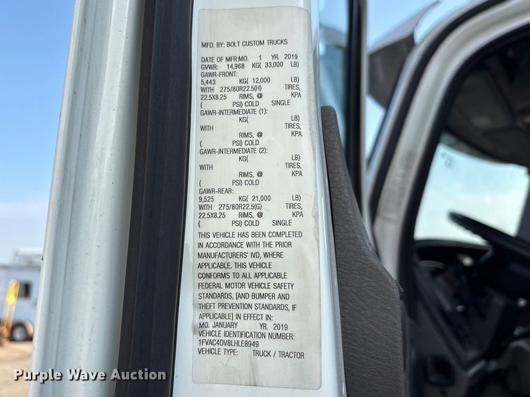 2020 Freightliner Business Class M2