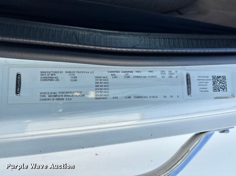 2020 Freightliner Business Class M2