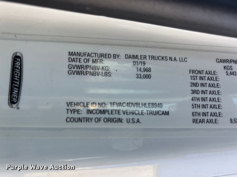 2020 Freightliner Business Class M2