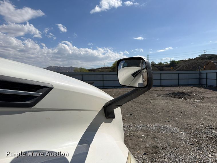 image for item YA3014 2020 Freightliner Cascadia 126 semi truck