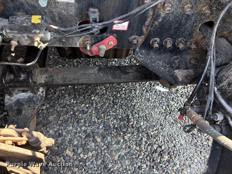 image for item YA4248 2020 Freightliner Cascadia semi truck