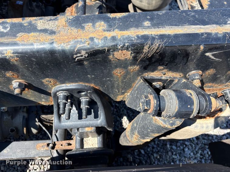 image for item YA4248 2020 Freightliner Cascadia semi truck