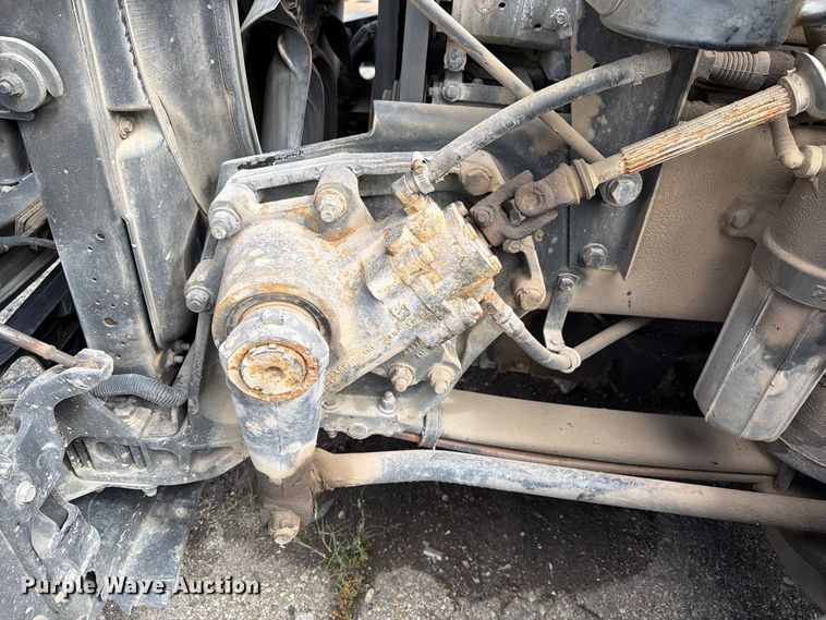 image for item YA4341 2020 Kenworth T680 semi truck