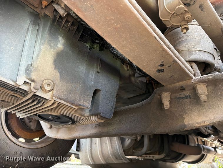 image for item YA4341 2020 Kenworth T680 semi truck