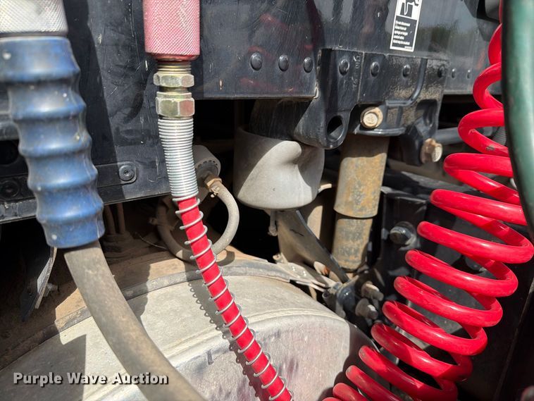 image for item YA4341 2020 Kenworth T680 semi truck