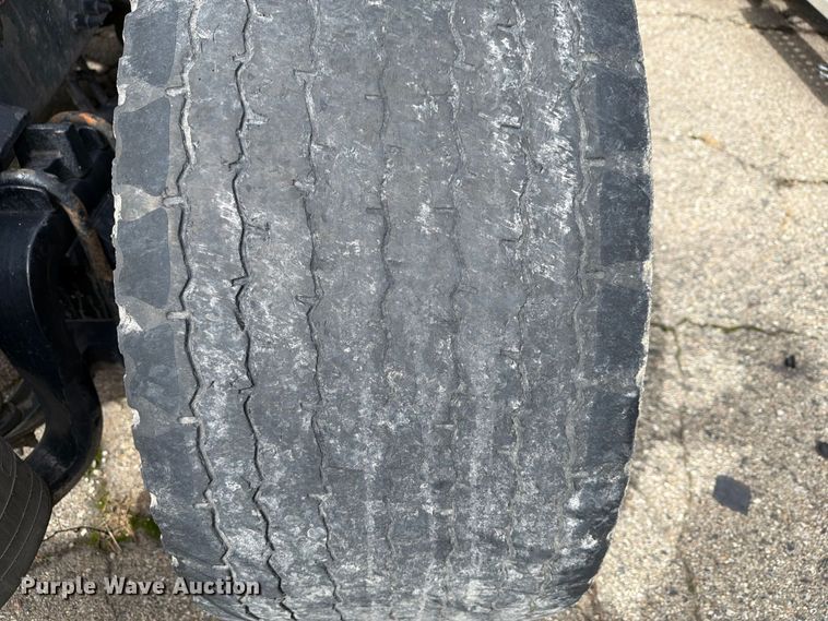 image for item YA4341 2020 Kenworth T680 semi truck