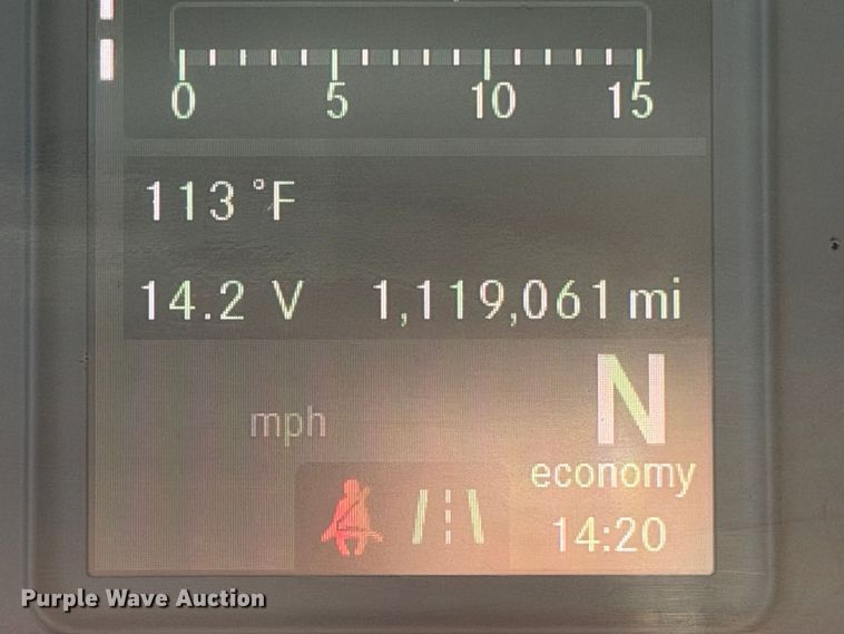 image for item YA4936 2019 Freightliner Cascadia 126 semi truck