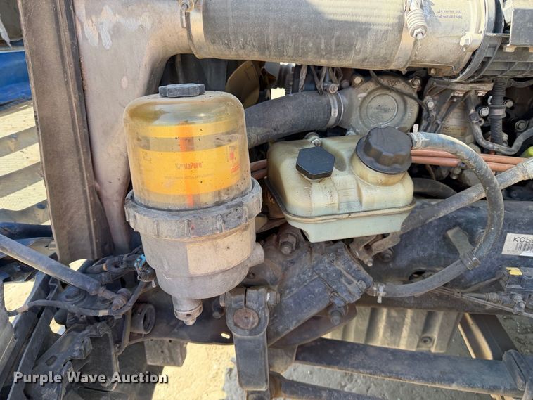 image for item YA4936 2019 Freightliner Cascadia 126 semi truck