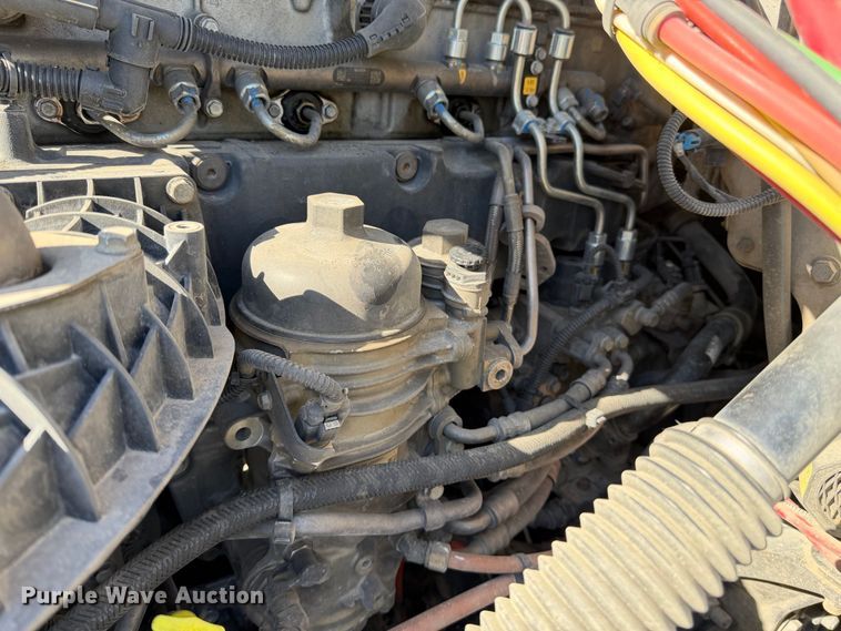 2019 Freightliner Cascadia 126