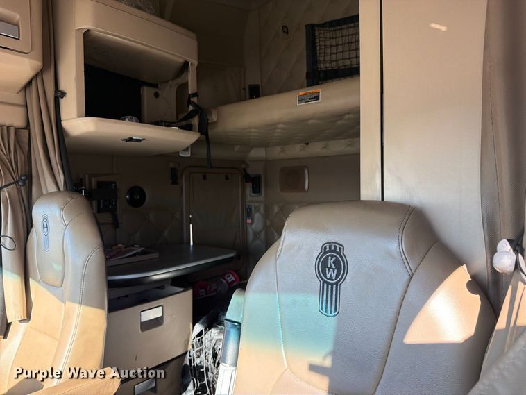 2020 Kenworth T680