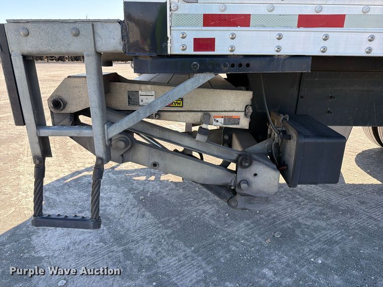 image for item YA5120 2020 Freightliner Business Class M2 box truck