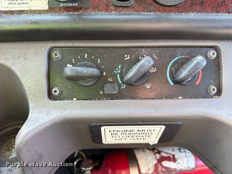 image for item YA5120 2020 Freightliner Business Class M2 box truck