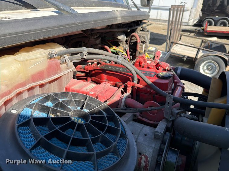image for item YA5120 2020 Freightliner Business Class M2 box truck