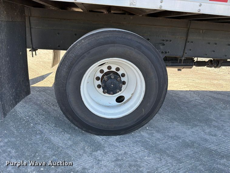 image for item YA5120 2020 Freightliner Business Class M2 box truck