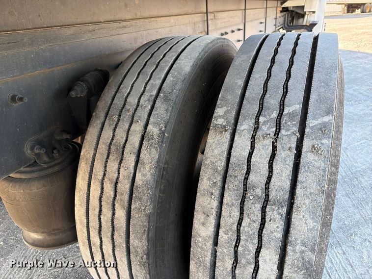 image for item YA5120 2020 Freightliner Business Class M2 box truck