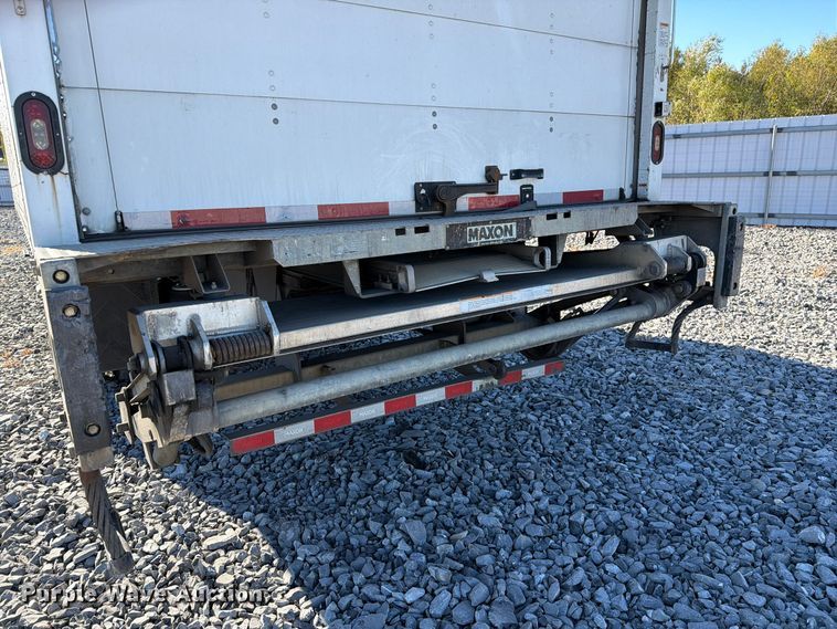image for item YA5379 2017 International 4300 box truck