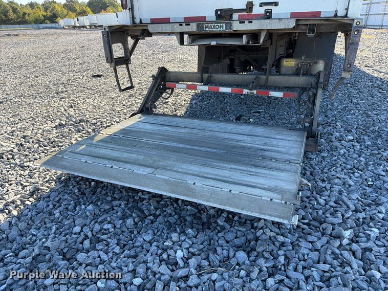 image for item YA5379 2017 International 4300 box truck