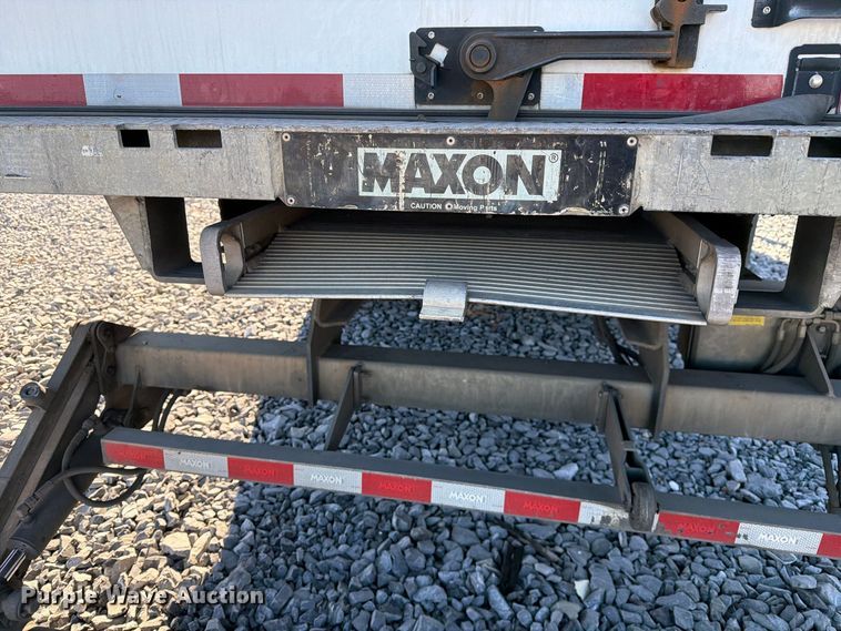 image for item YA5379 2017 International 4300 box truck