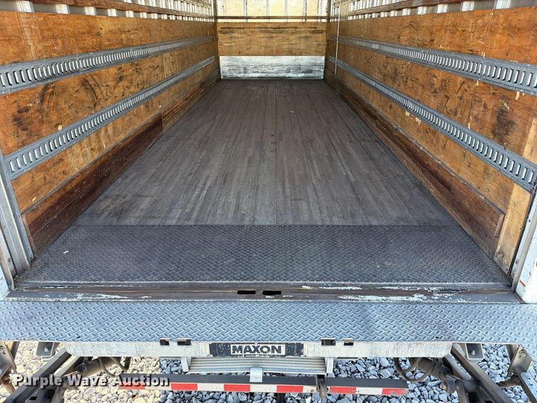 image for item YA5379 2017 International 4300 box truck