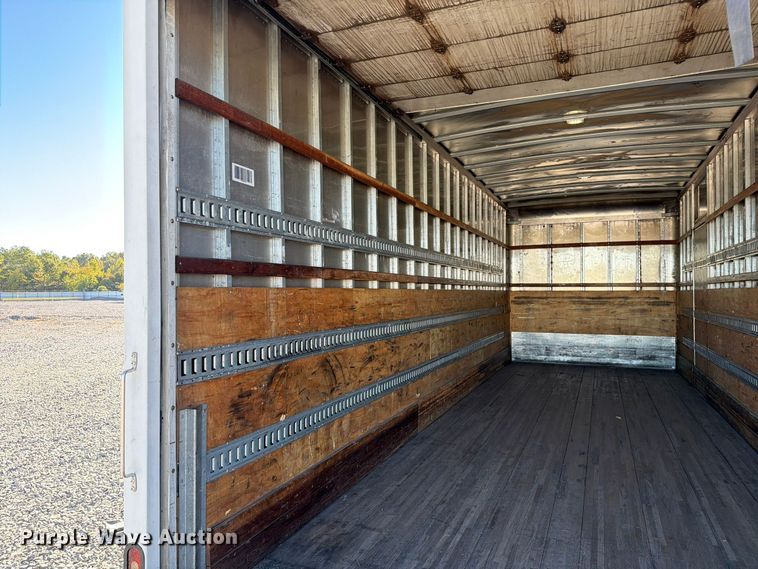 image for item YA5379 2017 International 4300 box truck