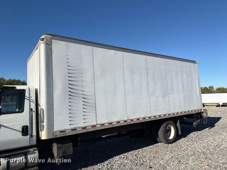 image for item YA5379 2017 International 4300 box truck