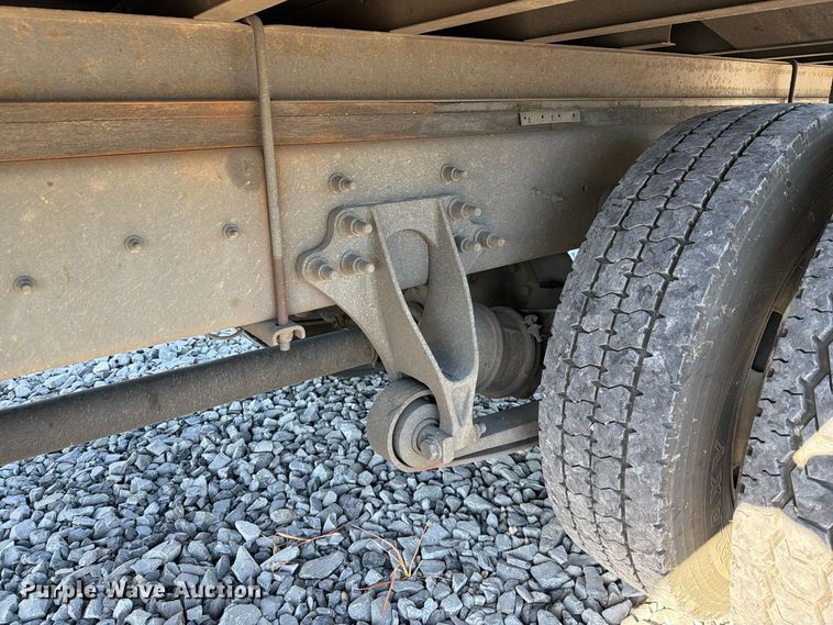 image for item YA5379 2017 International 4300 box truck