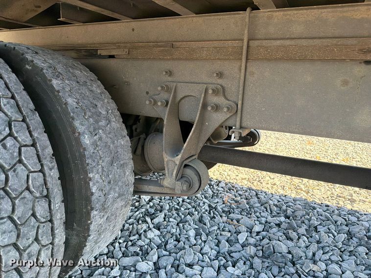 image for item YA5379 2017 International 4300 box truck