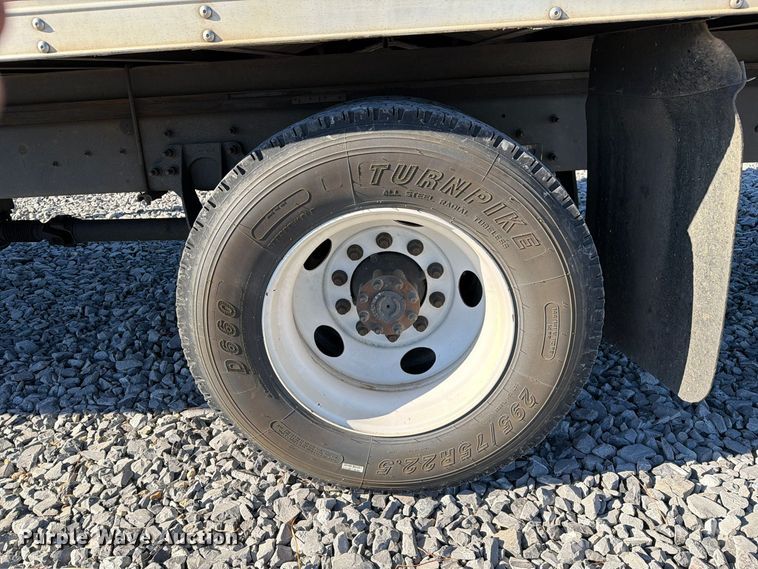 image for item YA5379 2017 International 4300 box truck