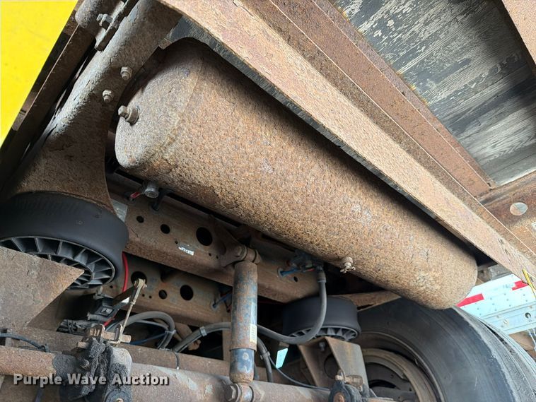 image for item YA5515 2005 Wabash DVSVHPC dry van trailer