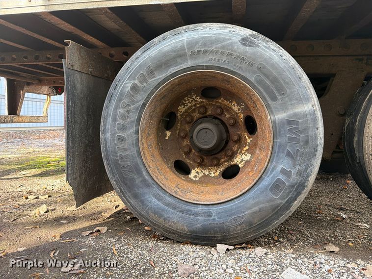 image for item YA5518 2005 Wabash DVCVHPC dry van trailer