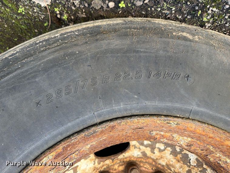 image for item YA5518 2005 Wabash DVCVHPC dry van trailer