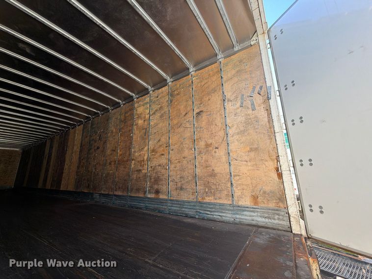 image for item YA5519 2007 Strick Commercial dry van trailer